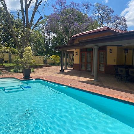 Madlula'S Guesthouse Pietermaritzburg Exterior photo