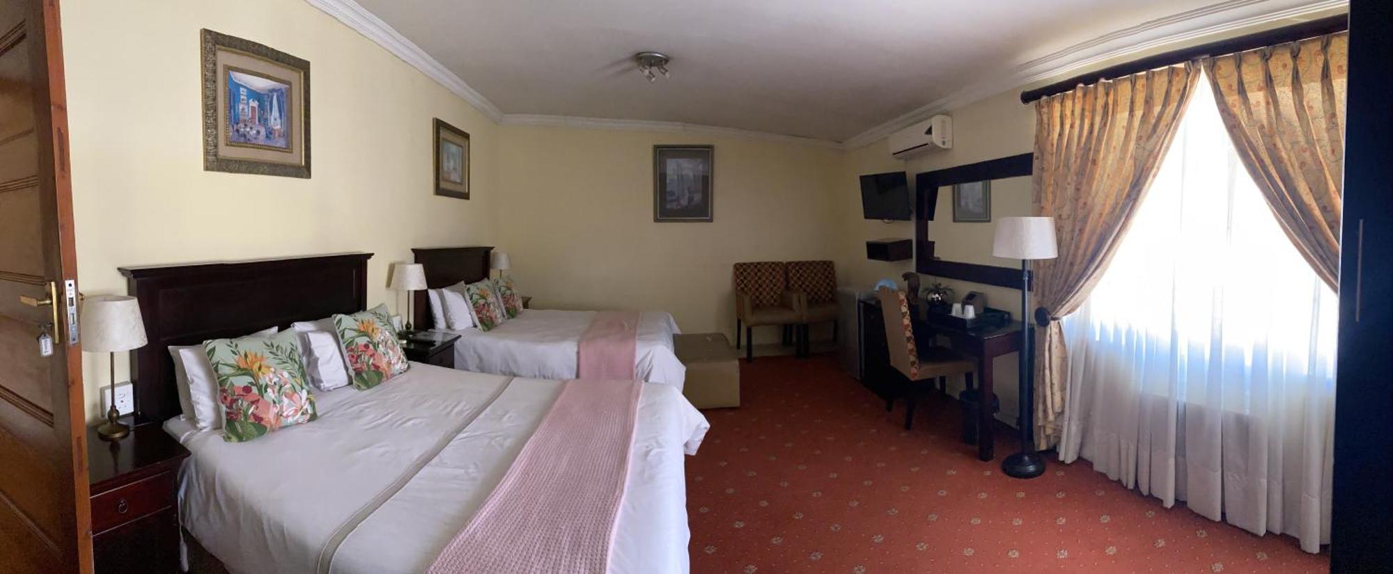 Madlula'S Guesthouse Pietermaritzburg Exterior photo