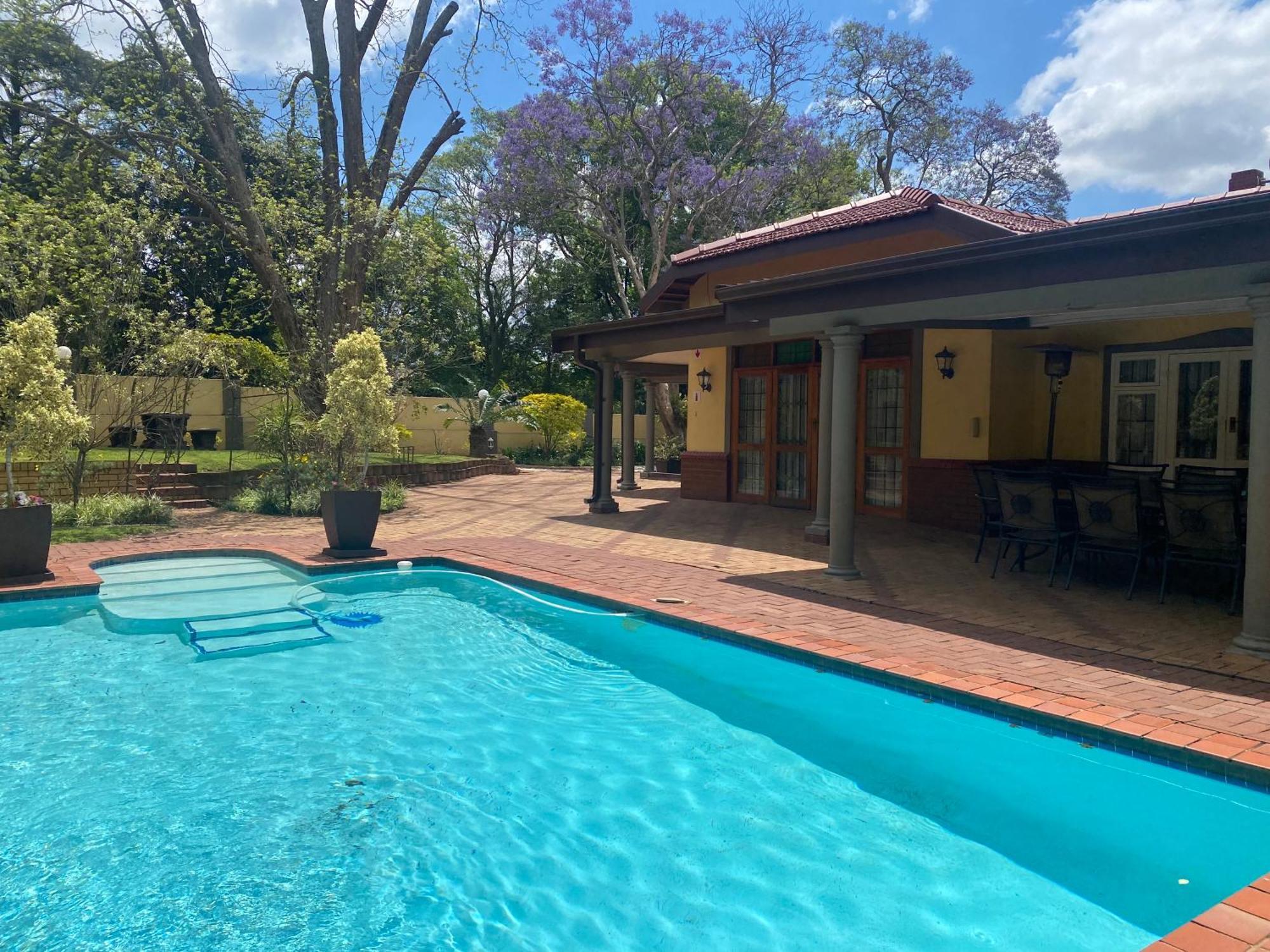 Madlula'S Guesthouse Pietermaritzburg Exterior photo