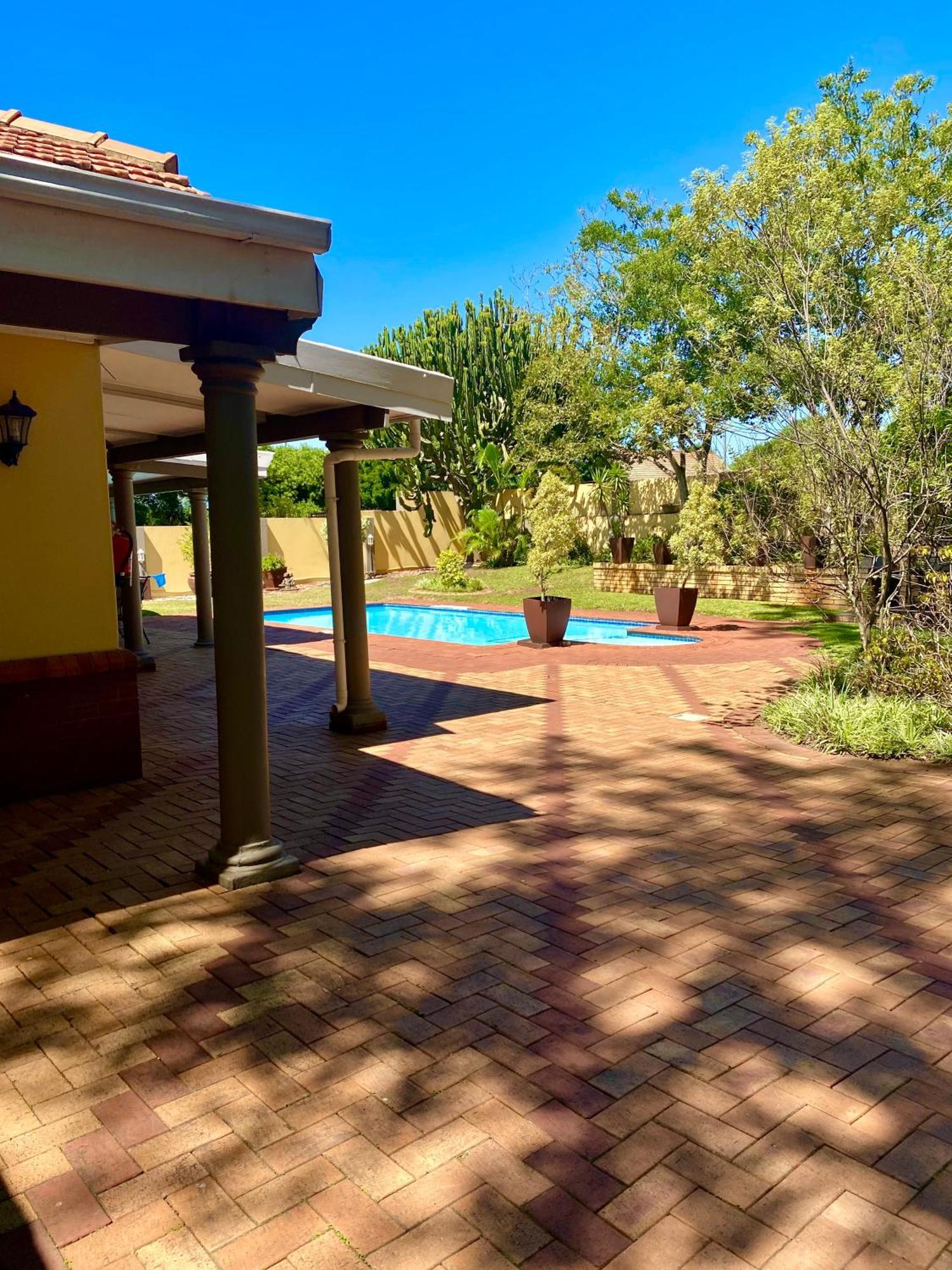 Madlula'S Guesthouse Pietermaritzburg Exterior photo