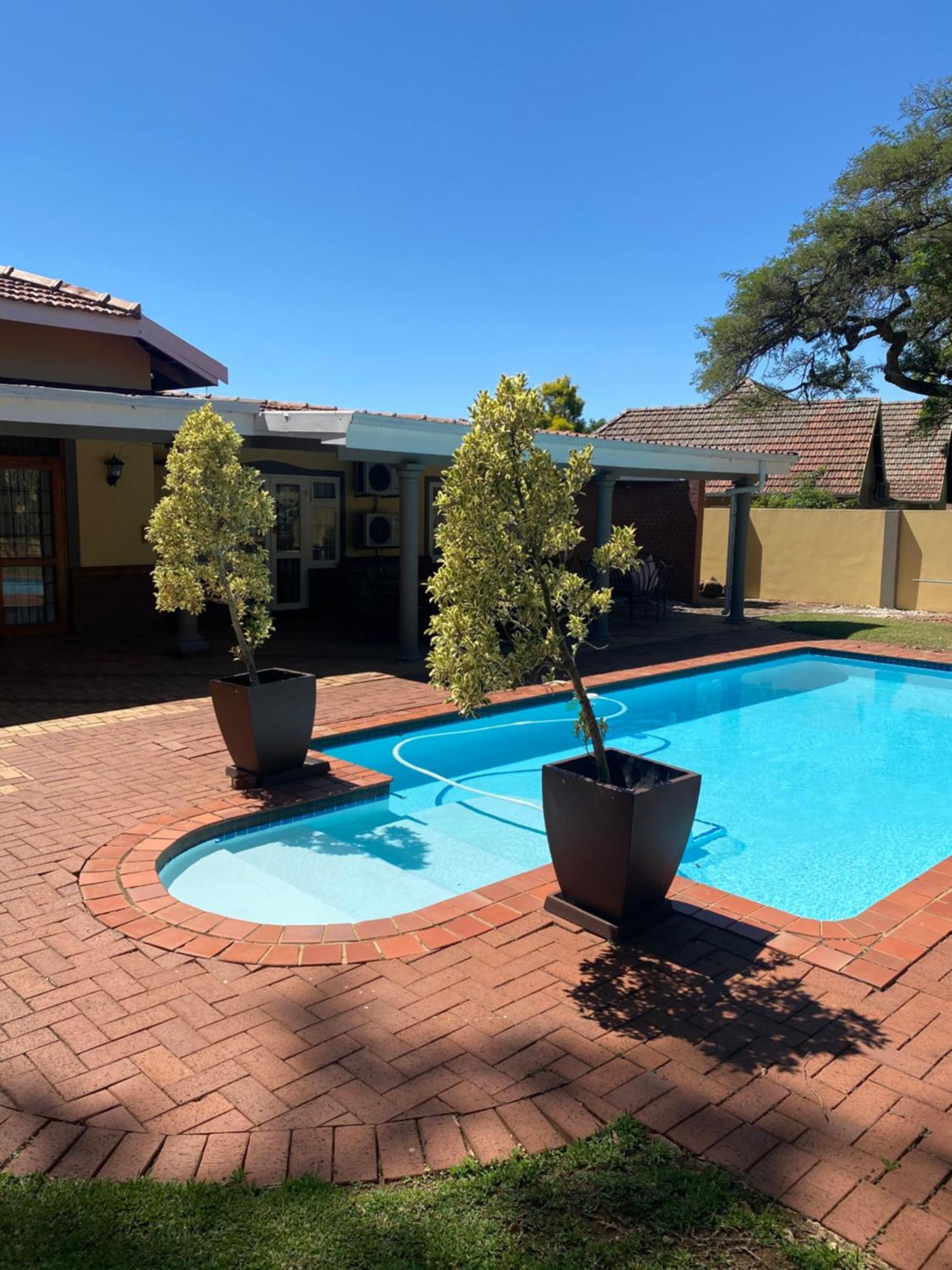 Madlula'S Guesthouse Pietermaritzburg Exterior photo