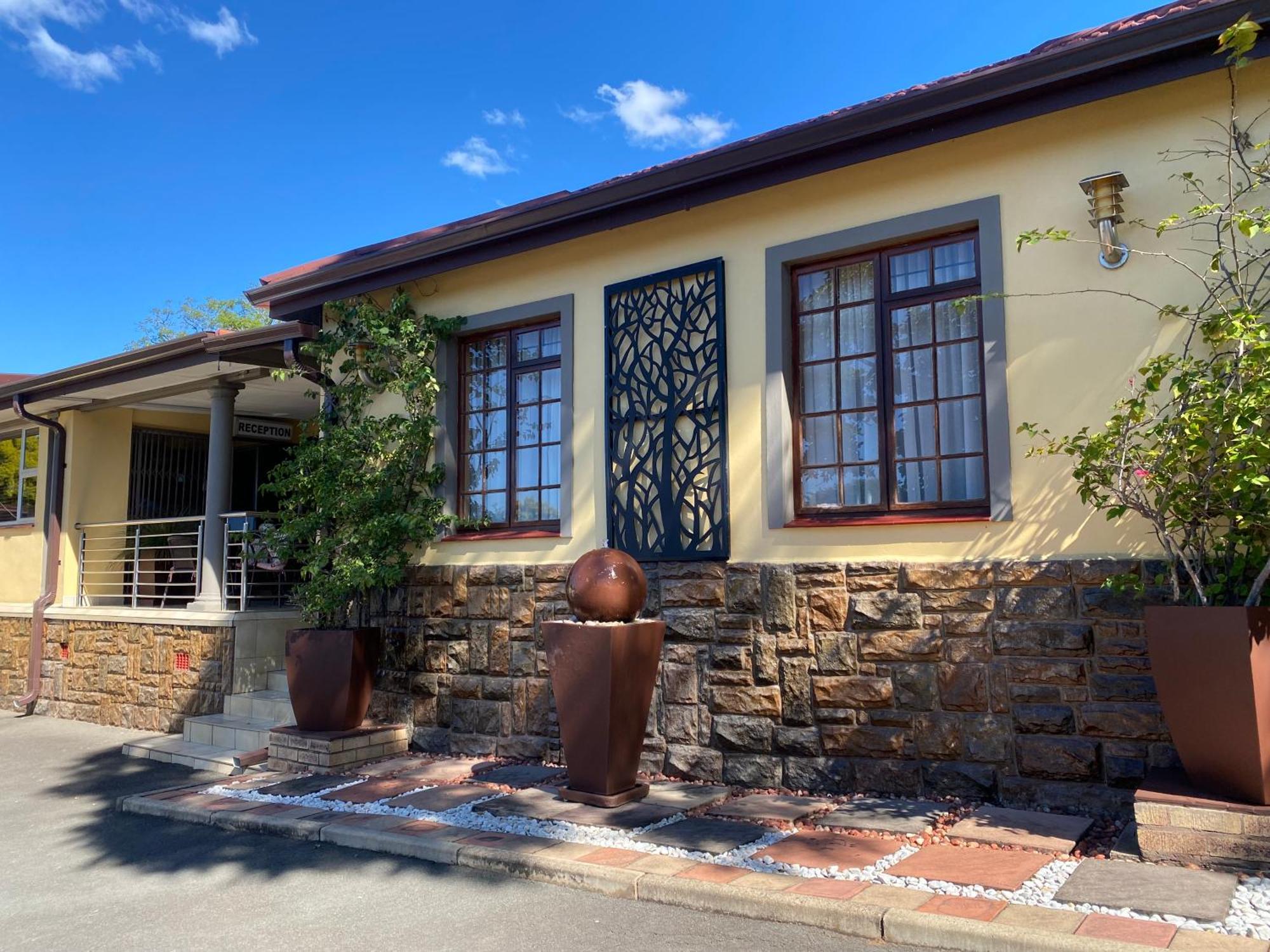 Madlula'S Guesthouse Pietermaritzburg Exterior photo