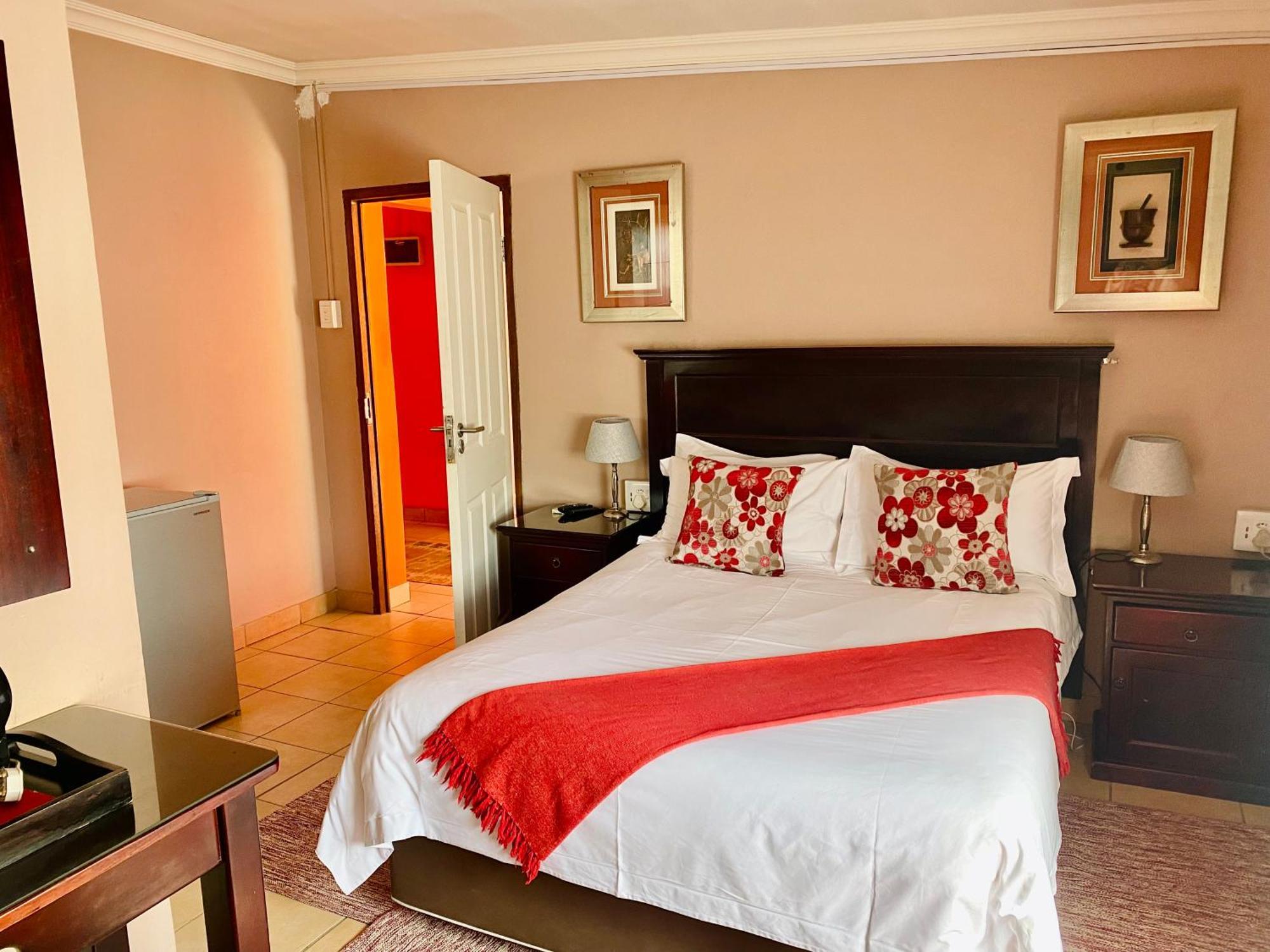 Madlula'S Guesthouse Pietermaritzburg Exterior photo